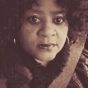 Meet your Posher, Antoinette